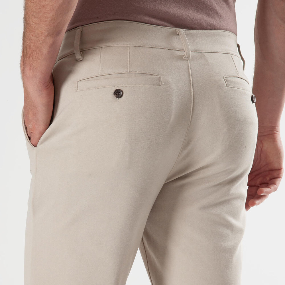 Sandstone Slim Comfort Knit Chino Pant