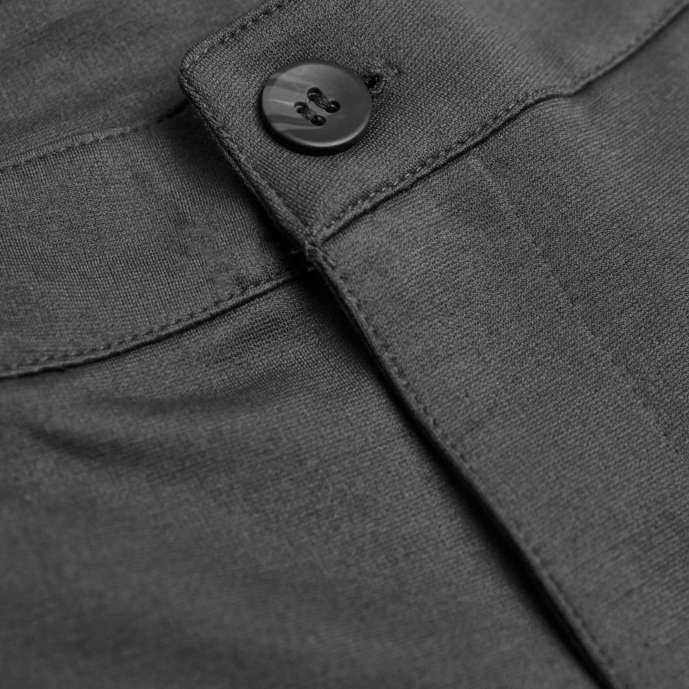 7" Carbon Comfort Knit Chino Shorts