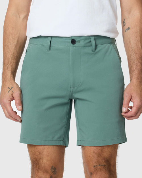 7" Moss Classic Twill Shorts